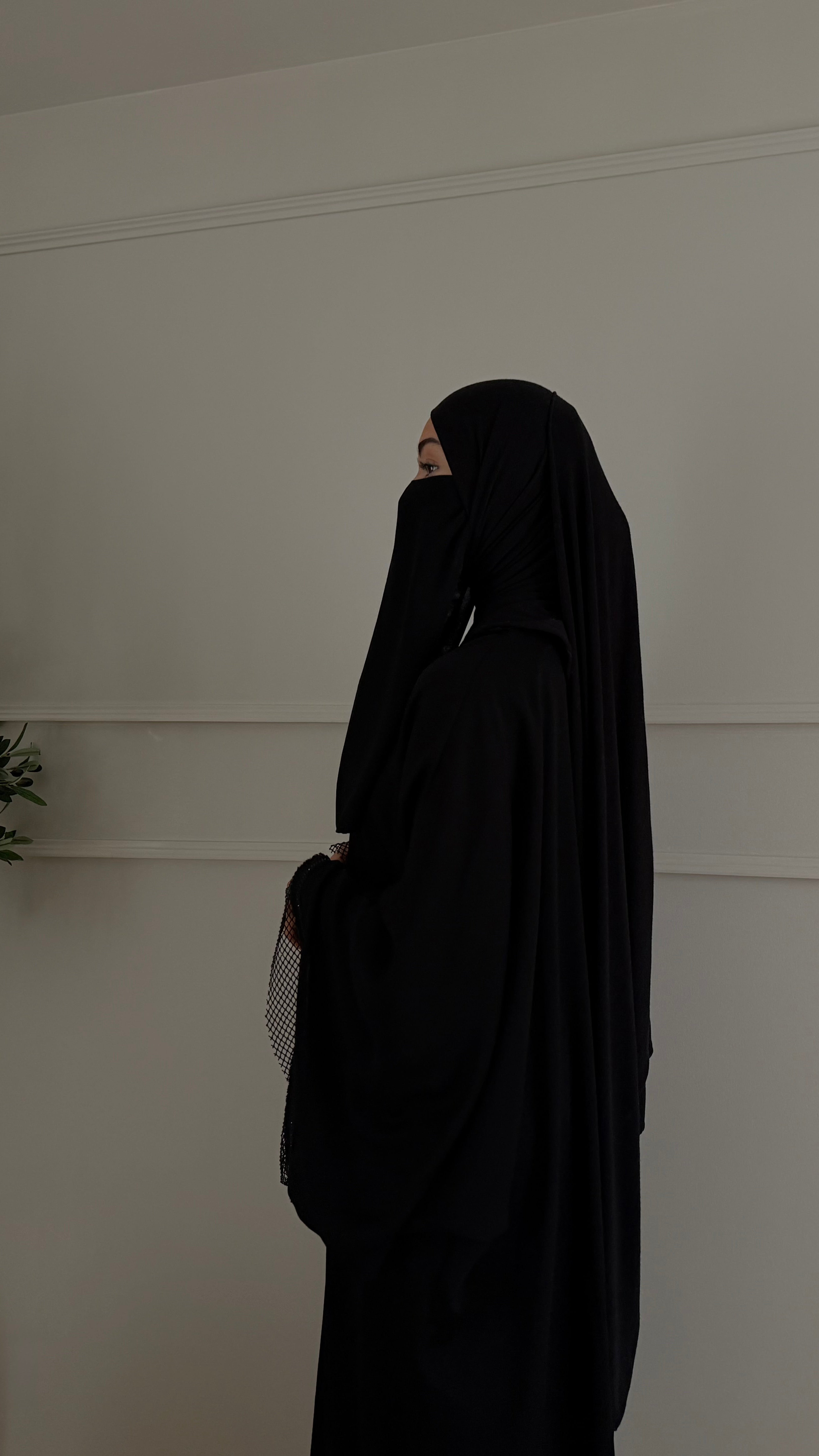 Half Niqab - signature